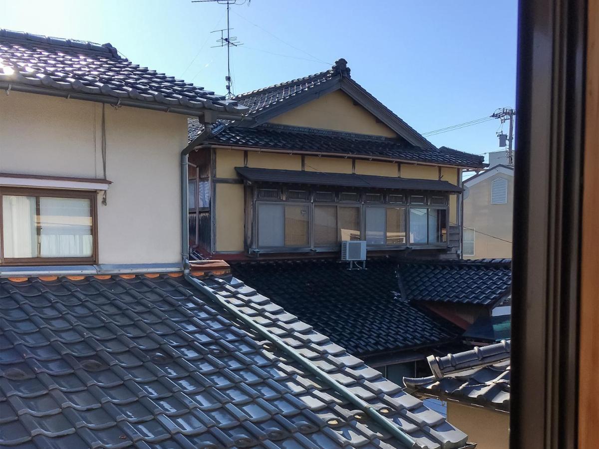 Guesthouse Hakuka Kanazawa Exterior photo