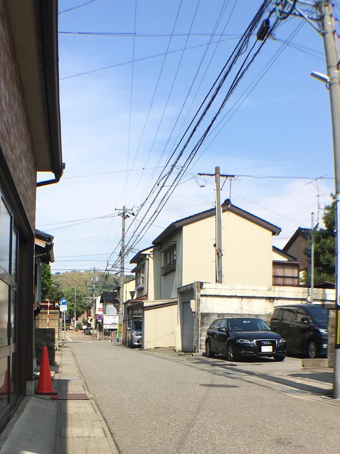 Guesthouse Hakuka Kanazawa Exterior photo
